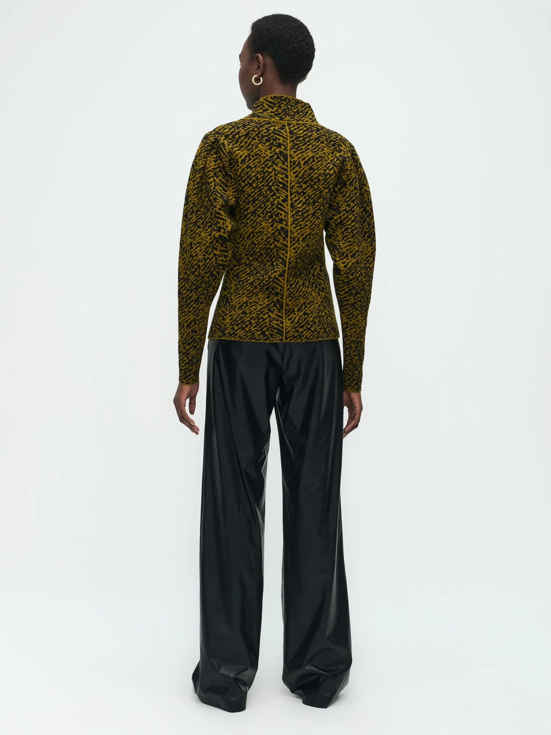 Izzy Pullover