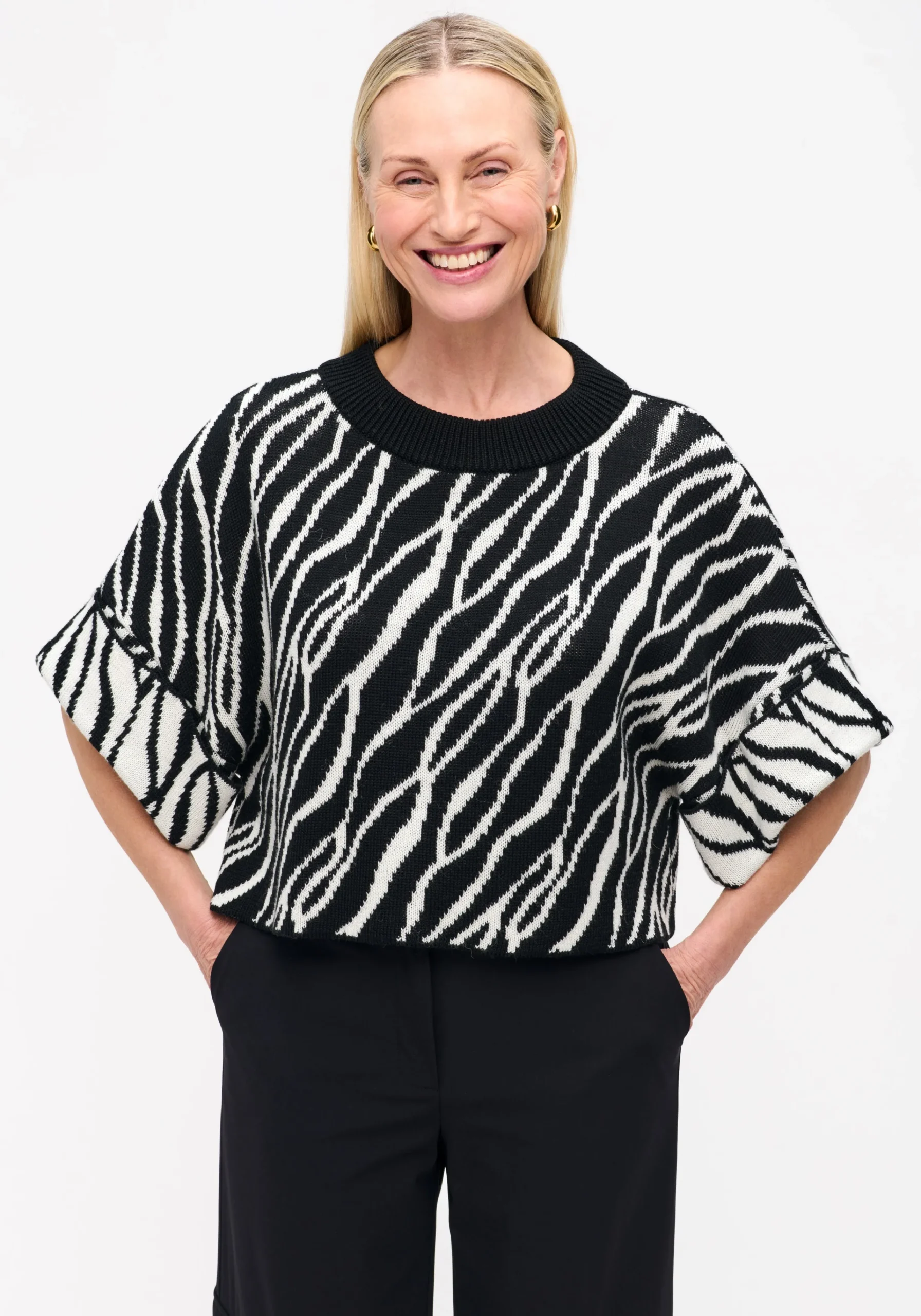 Nouhaila Studio Pullover